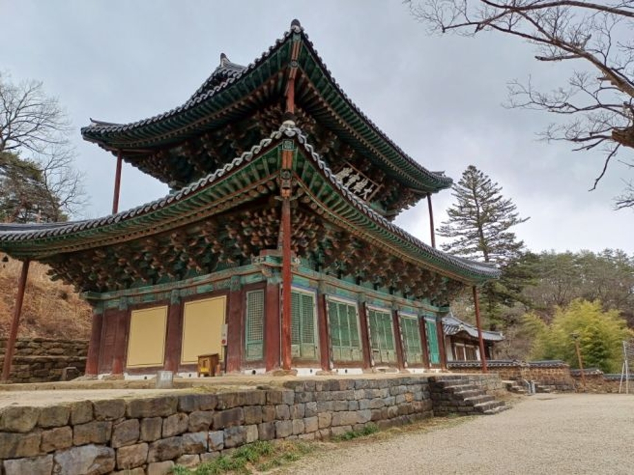 마곡사봄풍경.jpg