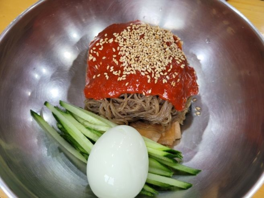 비빔냉면.jpg