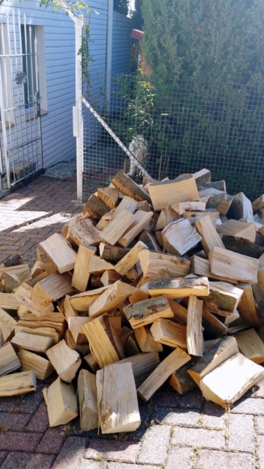 겨울땔감장작.jpg