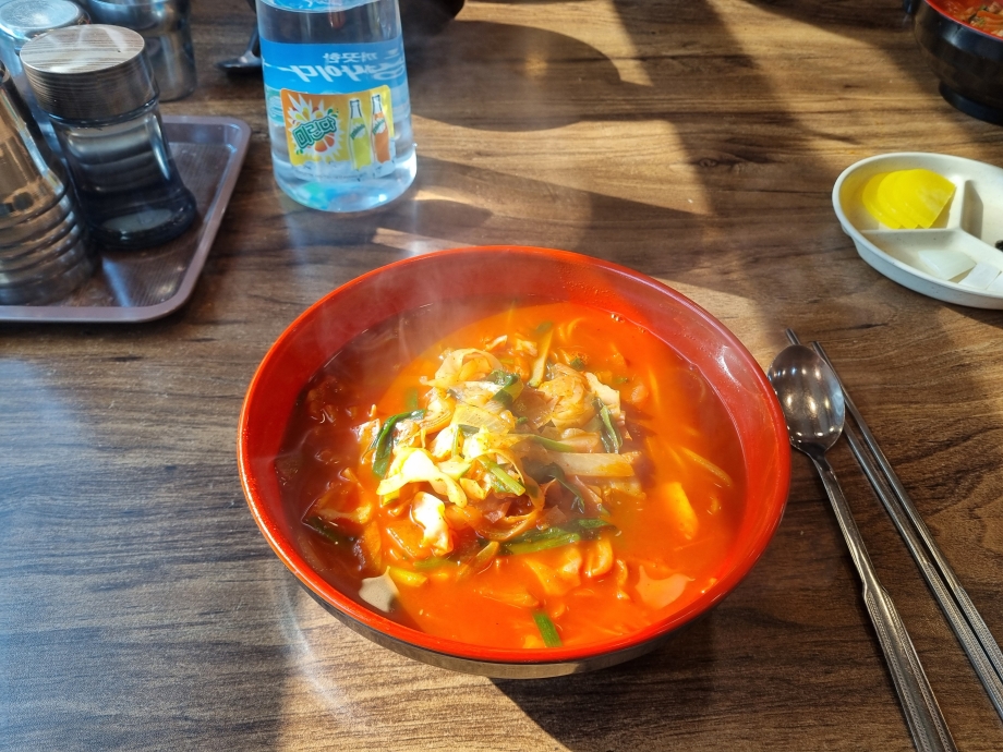 동해원 짬뽕.jpg